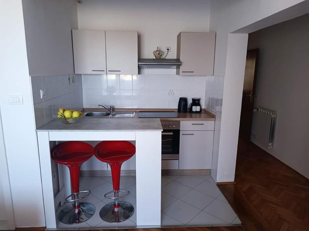 Studio Apartman Antonia Rtina Exterior photo