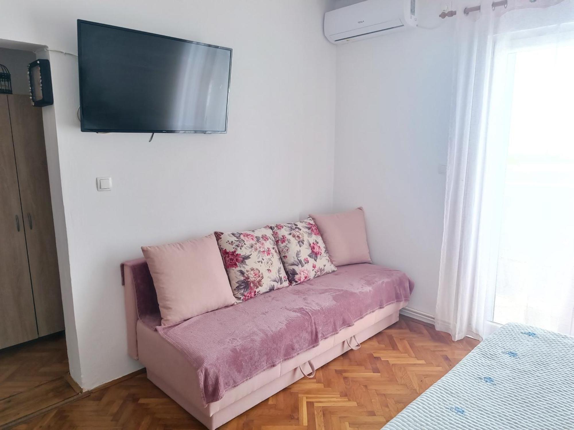 Studio Apartman Antonia Rtina Exterior photo
